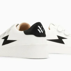 Baskets Eclair Camelia Blanc Et Noir A Scratchs