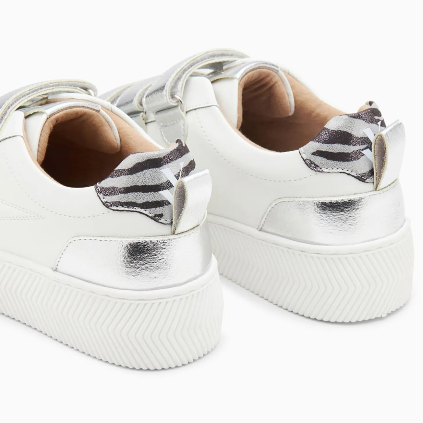 Baskets Eclair Oxanna Blanches A Scratchs Argent