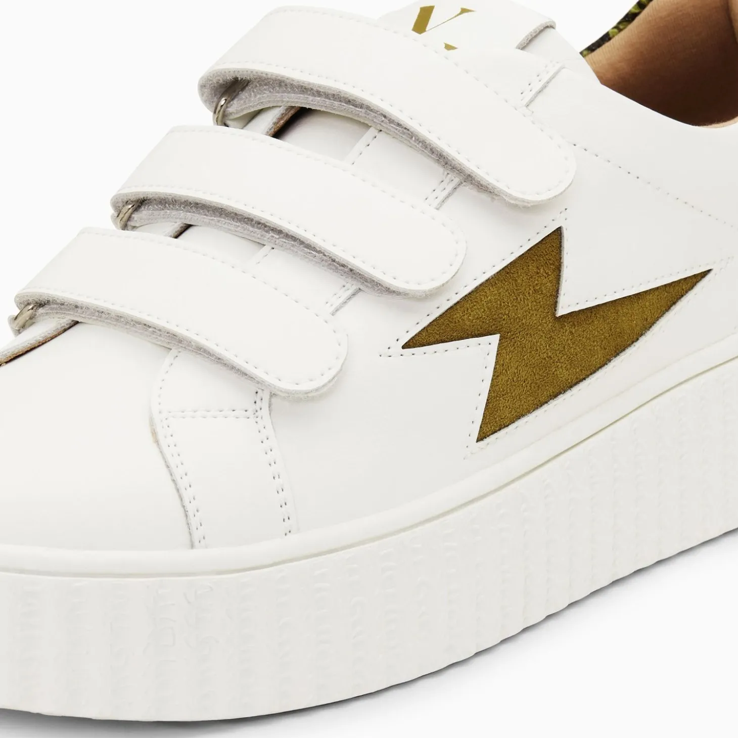 Baskets Eclair Susan Blanc Et Kaki A Scratchs