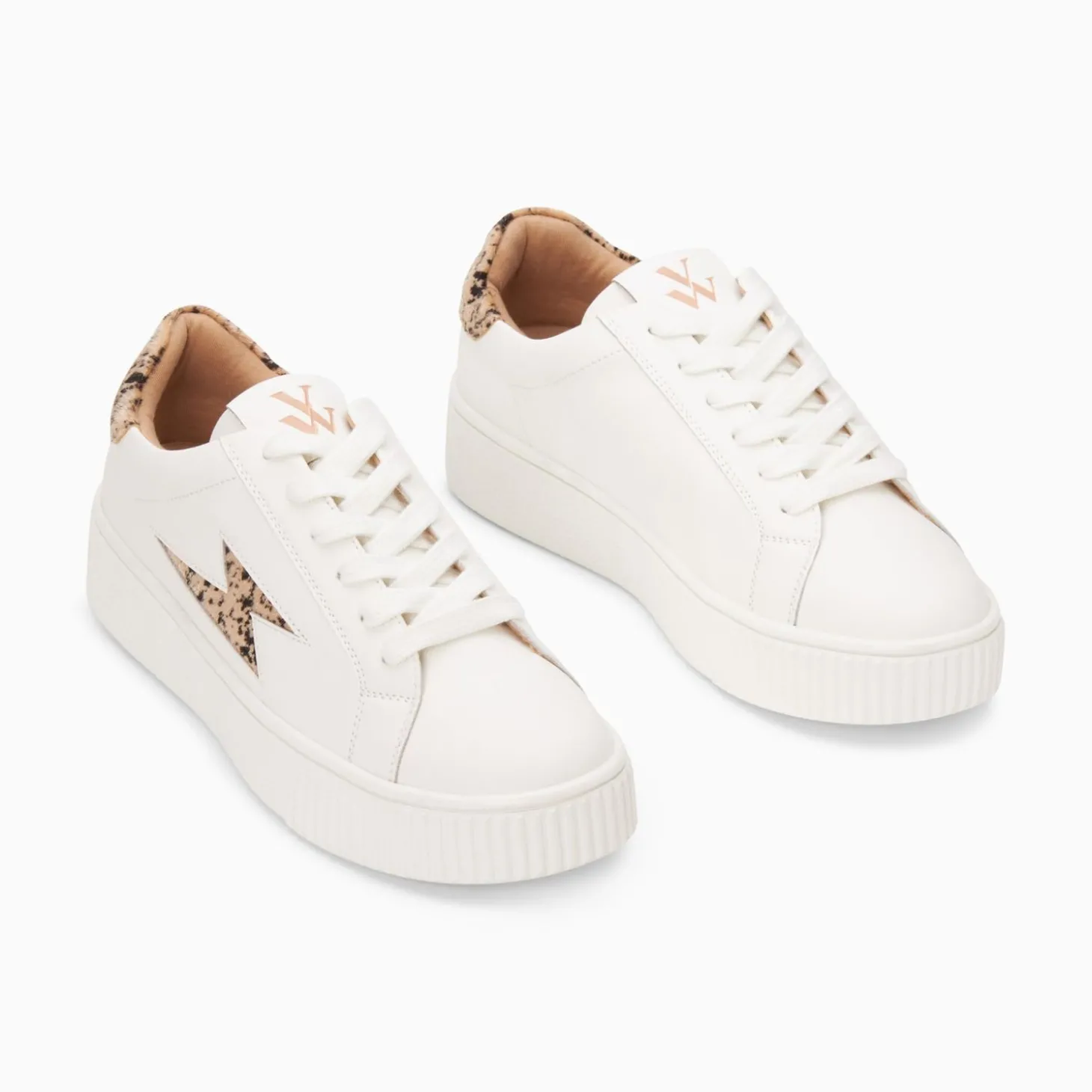 Baskets Eclair Tiff Blanc Et Beige Imprime Guepard A Lacets