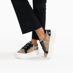 Baskets Monica Guepard A Scratchs Noirs Et Plateforme