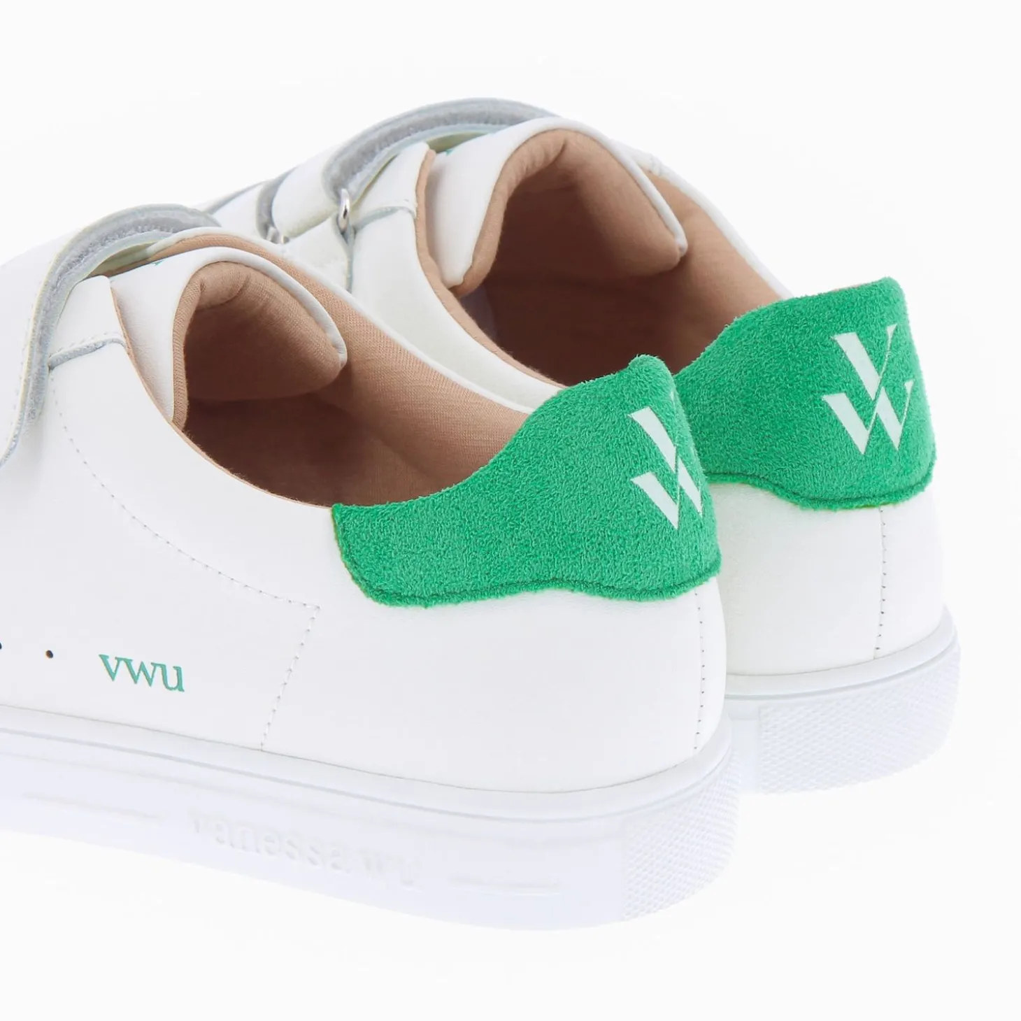 Baskets Nour Blanc Et Vert A Scratchs