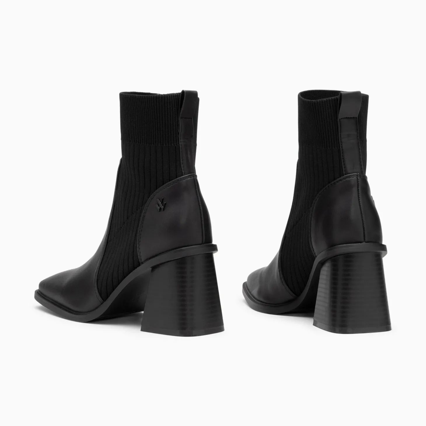 Bottines Chaussettes Jinger Noires A Talon Trapeze