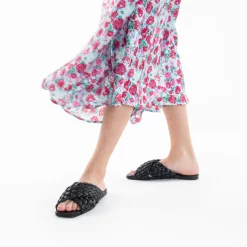 Mules Lillianna Noires A Larges Brides Tressees Croisees