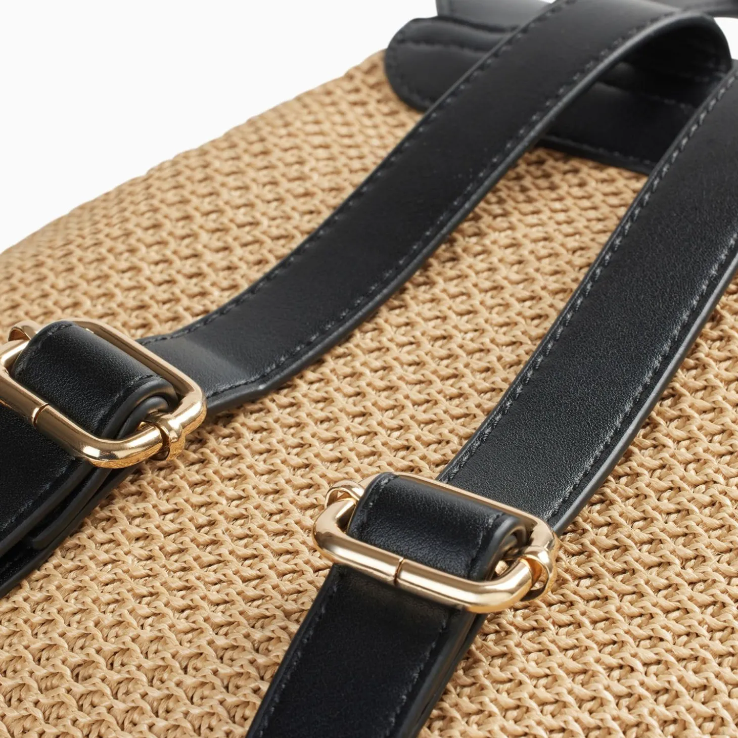Sac A Dos Myriam En Raphia Beige Et Noir