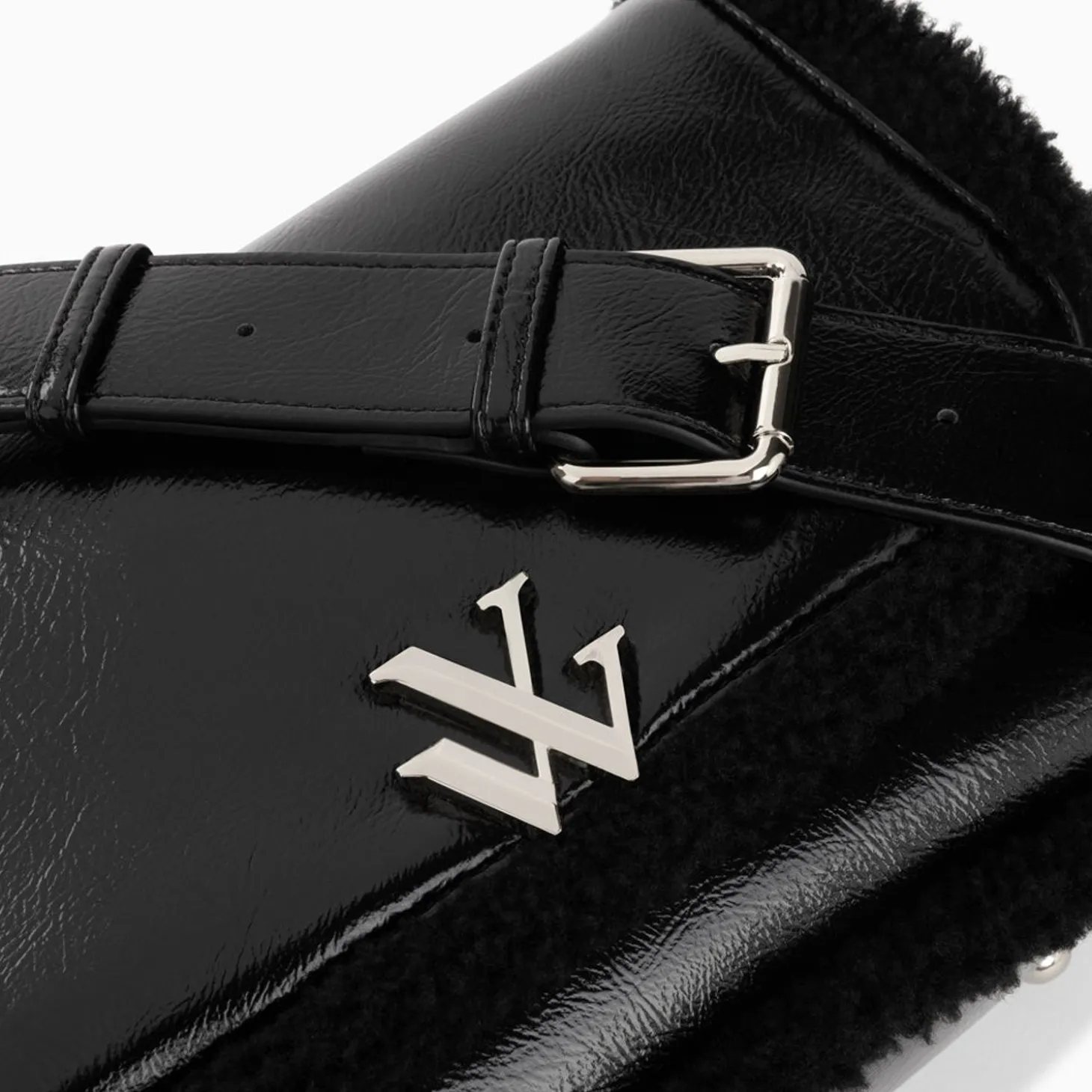 Sac Bandouliere Bertina Noir A Rabat Et Faux Shearling
