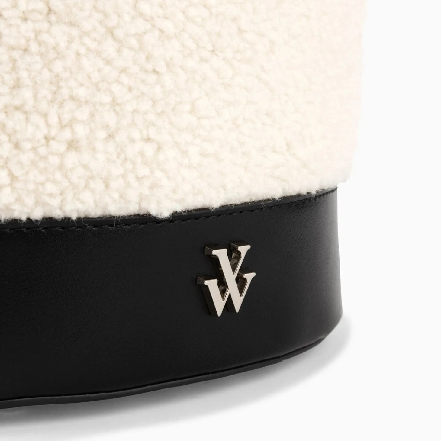 Sac Seau Milou Ivoire Et Noir En Faux Shearling