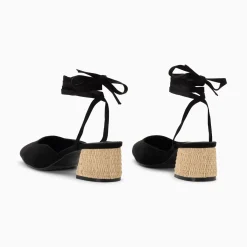 Sandales A Talon Inna Noires A Lacets