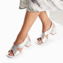 Sandales Lauren Argent A Brides Croisees Et Talon Haut