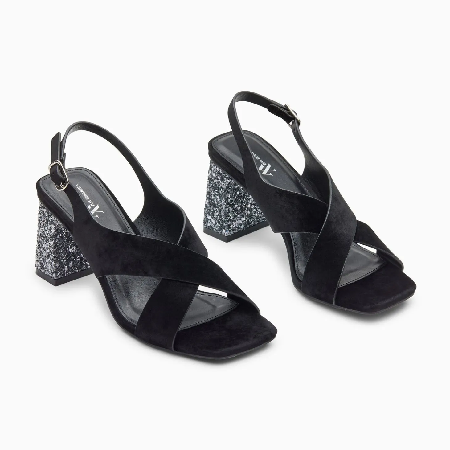 Sandales Milan Noires A Brides Croisees Et Talon Argent Paillete