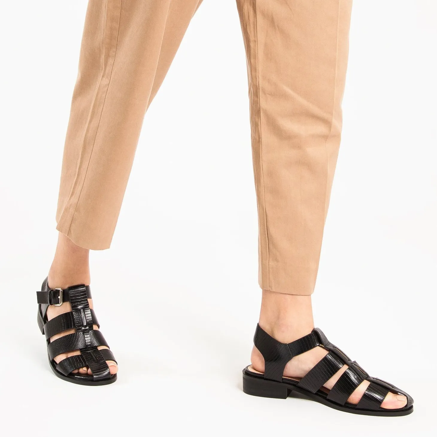 Sandales Plates Arielle Noires Style Pecheur